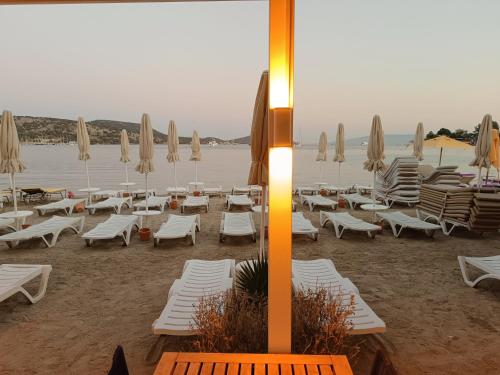 UzHan Beach Hotel – Bitez, MI