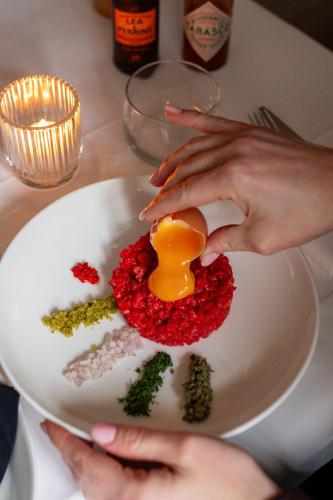 Le Virage bistro en hotel - image 3