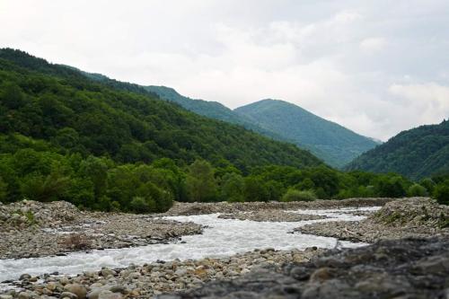 附近景點, კოტეჯი ღარულა in 奧尼