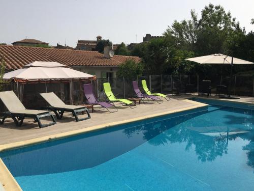 Superbe villa 4 ch climatisées avec piscine privée (Superbe villa 4 ch climatisees avec piscine privee) in Couiza