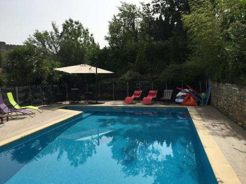 Superbe villa 4 ch climatisées avec piscine privée (Superbe villa 4 ch climatisees avec piscine privee) in Couiza