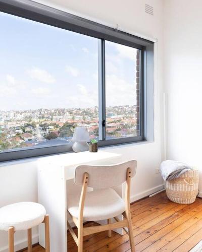 Spacious & bright with ocean views Balcony, Sydney (fotografie 10)