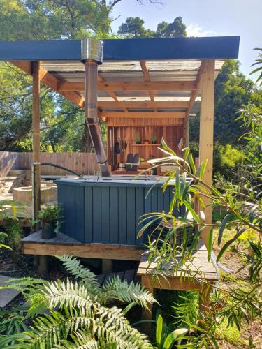 جاكوزي, Hide Away Cabin in كنيسنا