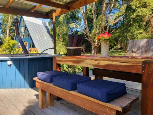 جاكوزي, Hide Away Cabin in كنيسنا