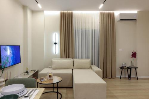 Smiley Port View 2BDR APT City Center - Durres