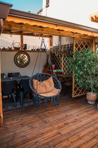 Three Dolphins Hotel with Rooftop terracе Three Dolphins Hotel with Rooftop terracе