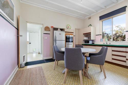 North Beach Cottage By Swan Bnb Management in North Beach