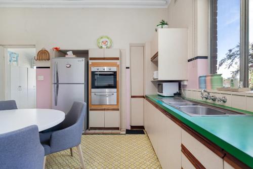 North Beach Cottage By Swan Bnb Management in North Beach