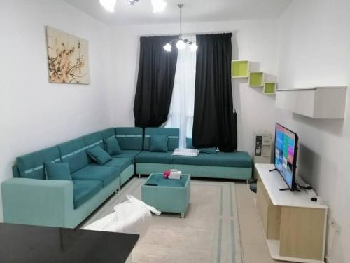 One bed room and 2 bathroom One bed room and 2 bathroom