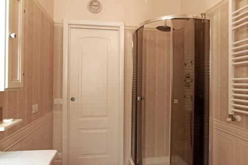 Apartment Cinecittà - 50 meters from subway line A, Rzym (zdjęcie 3)