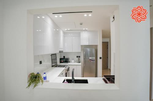 Kitchen, Alashrafia Saray - Bright 1bdr apartment in JVC in Jumeirah Village Circle