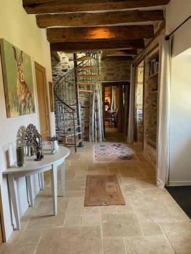 Lime Tree Farmhouse in Saint-Saud-Lacoussiere