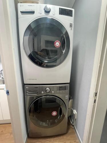 K wave Guesthouse Only Female in Hongdae 1