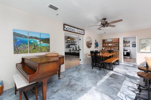 Seagrass Escape - Monthly Beach Rental in Clearwater Beach, USA
