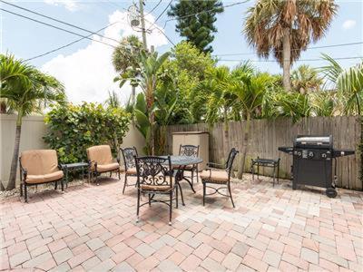 Paradise Palms — Monthly Beach Rental in Clearwater Beach, USA