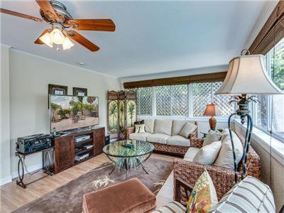 Paradise Palms — Monthly Beach Rental in Clearwater Beach, USA