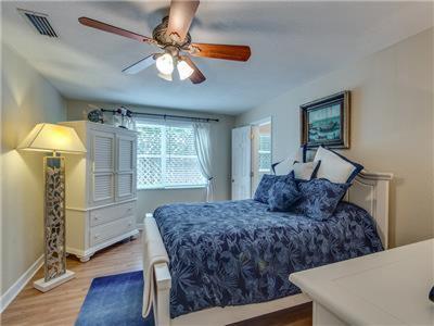 Paradise Palms — Monthly Beach Rental in Clearwater Beach, USA