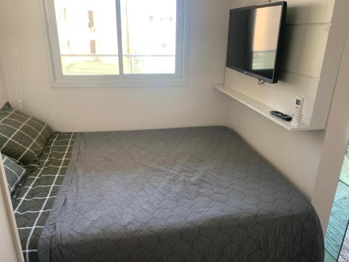 One-Bedroom Apartment image 2