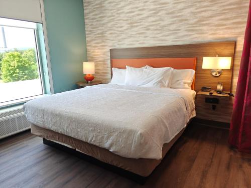 Home2 Suites by Hilton Bristol - image 6