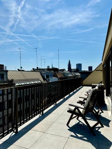 Exclusive Rooftop Duplex Penthouse - 200sqm - 280 Panoramic Views - Downtown, Basel (Foto 9)