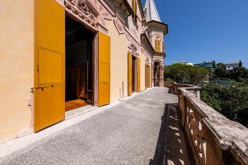 Villa Flora Apt 2 by PortofinoHomes