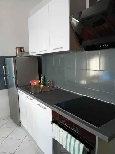 Apartment image 3