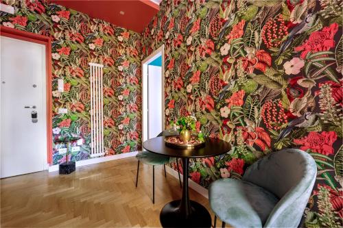 Demetra Apartment - 30m from Metro A LUCIO SESTIO 4