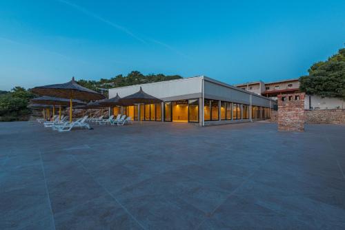 Oaza Mira Camping (Drage, Kroatien) Preise 2020  Agoda