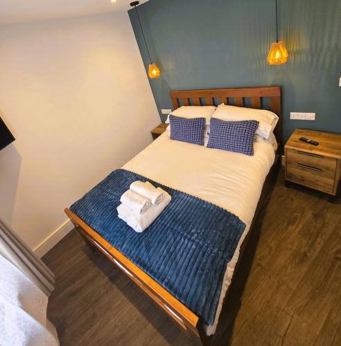 Premier 4 - Stunning Suite, beautiful sea views, St Ives (photo 10)