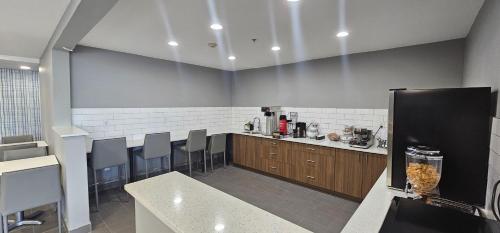 Microtel Inn & Suites by Wyndham Tulsa/Rt 66 Near Casino in Catoosa