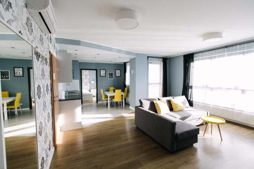 Renttner Apartamenty - image 2