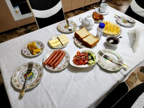 Ételek és italok, Lilia guesthouse in Signali