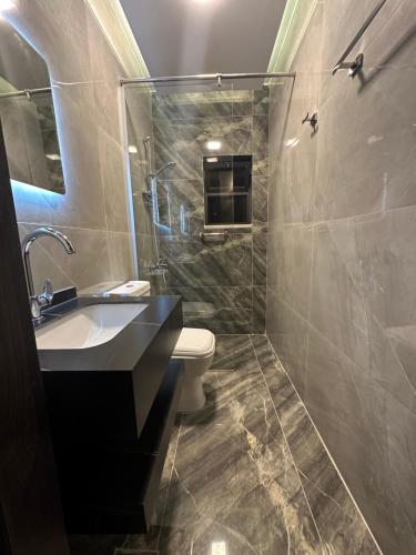208 AL-NAJEH JRE Apartments For Rent ave - image 2