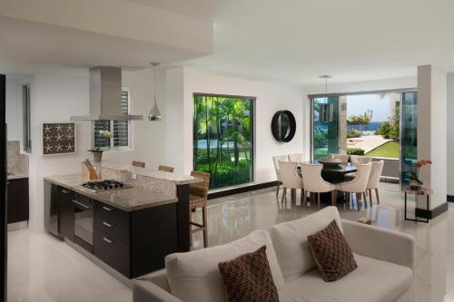 Sleeps 6