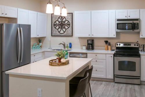 Modern 3 Bedroom Home in San Antonio, USA