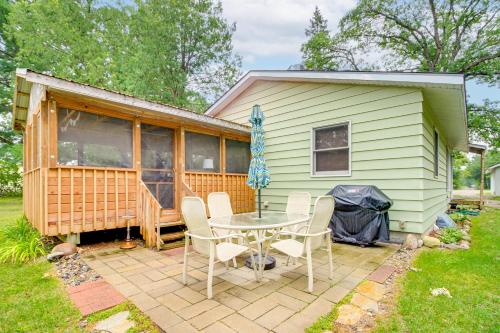 Charming Long Lake Home w/ Dock on 2 Acres! in Park Rapids (MN)