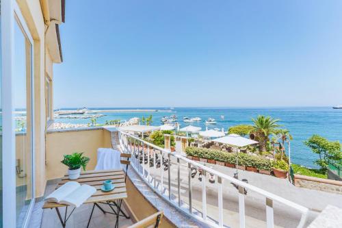 The Mana Suite Sea View Apartments in Casamicciola Terme