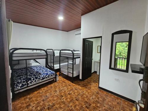 Hotel Luna Liberiana in ลิเบเรีย