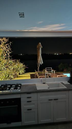 Kert, Casa de la Lac in Saftica