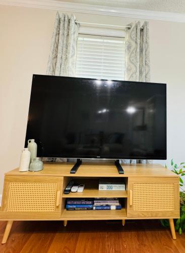 Countryside Carriage House with Pool Countryside Carriage House with Pool