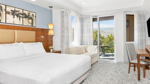 Marriott Desert Springs II Luxury Guest Room in Palm Desert, USA