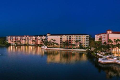 Marriott Grande Vista Luxury Studio - image 5
