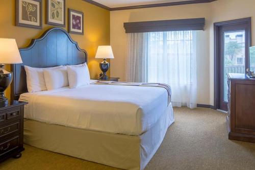 Enjoy the white sand beaches of St Augustine in this 1BD vacation condo in World Golf