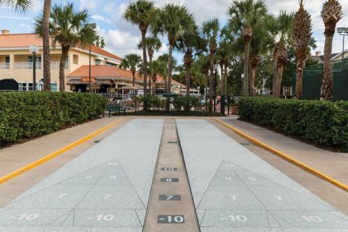 Have fun in this 2BD condo in a resort setting with close access to Orlando parks - image 3