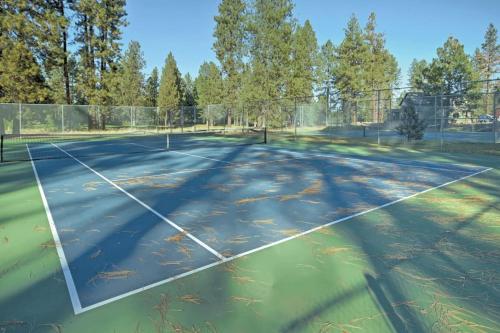 WorldMark Bend Seventh Mountain Resort - ST Sleeps - image 5