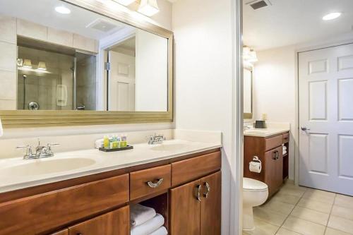 2BD resort condo with amenities and next to shopping right off the Las Vegas Strip - image 12