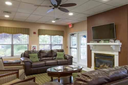 Smell the Chocolate from Hershey Park in this great resort 2BD vacation condo - image 8