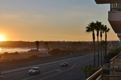 Diamond - Riviera Beach and Spa Resort 2bd in Dana Point, USA