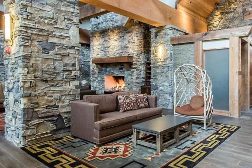 Family and Friend Retreat in a 2BD condo with access to all resort amenities Family and Friend Retreat in a 2BD condo with access to all resort amenities