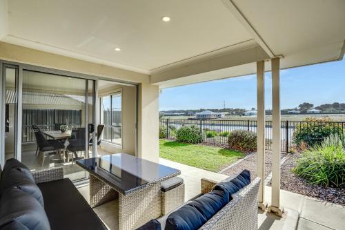 32 Blanche Pde Hindmarsh Island - No Linen Included in Hindmarsh Island